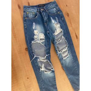 White Fox  ripped jeans